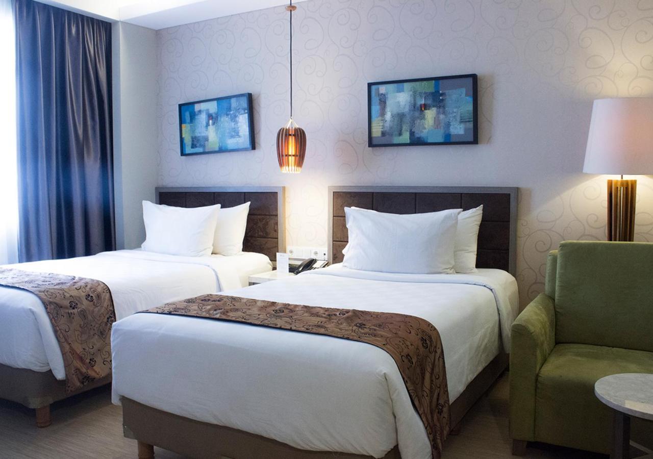 BW Kemayoran Hotel & Convention Powered By Archipelago Giacarta Esterno foto