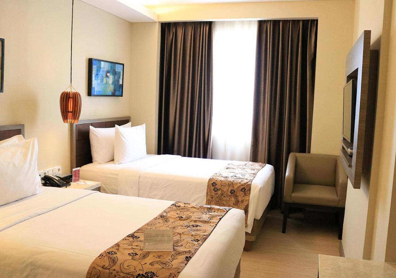 BW Kemayoran Hotel & Convention Powered By Archipelago Giacarta Esterno foto