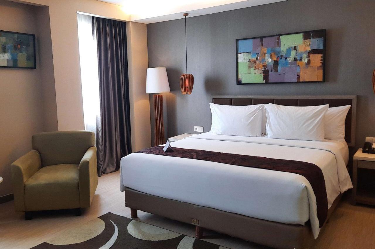 BW Kemayoran Hotel & Convention Powered By Archipelago Giacarta Esterno foto