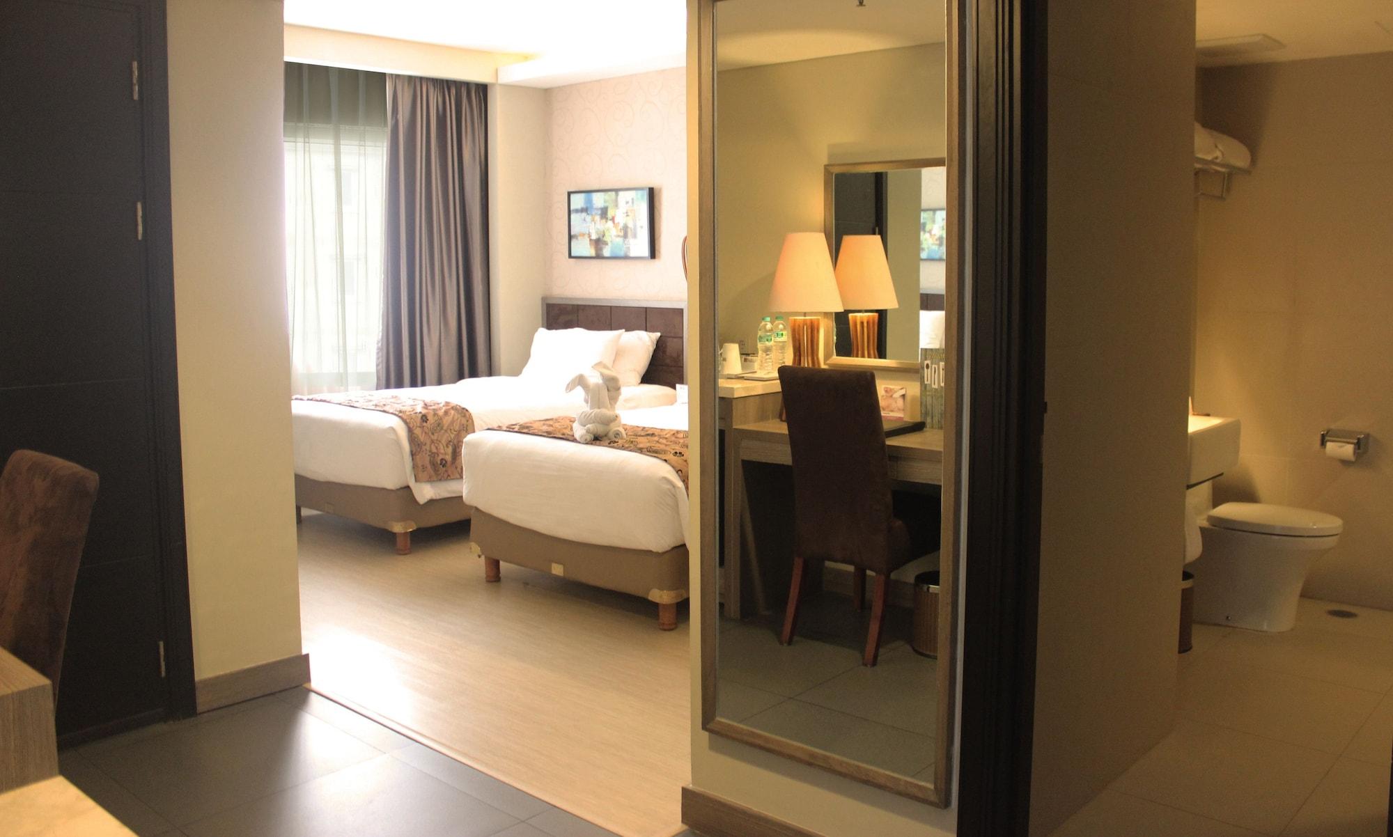 BW Kemayoran Hotel & Convention Powered By Archipelago Giacarta Esterno foto